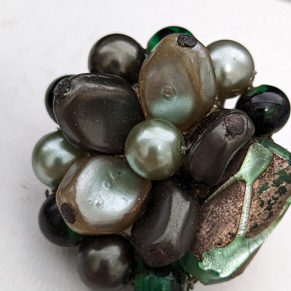 Vintage Cluster Beaded CLIP-ON Earrigns Glass Art Antique Beads Silvery Grey mix - Picture 7 of 11